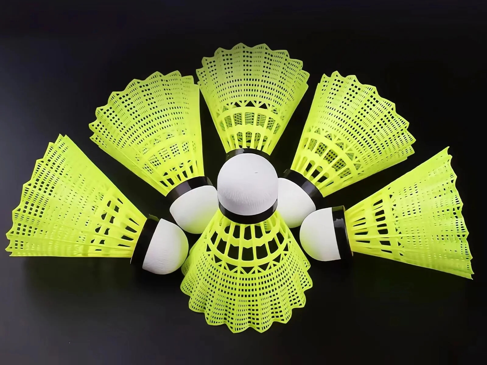 High-quality nylon badminton shuttlecocks wholesale price from badmintonsupplier.com in China