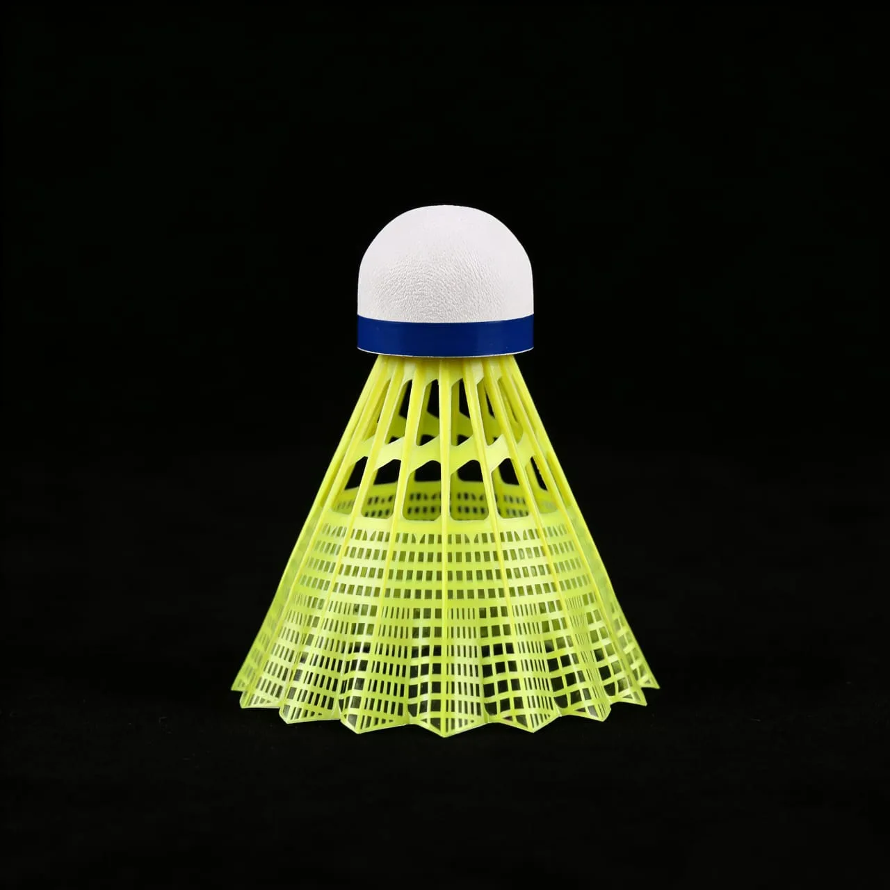 Yesporting badminton Nylon Shuttlecocks vs Custom Yonex Nylon Shuttlecocks alternative at badmintonsupplier.com from China
